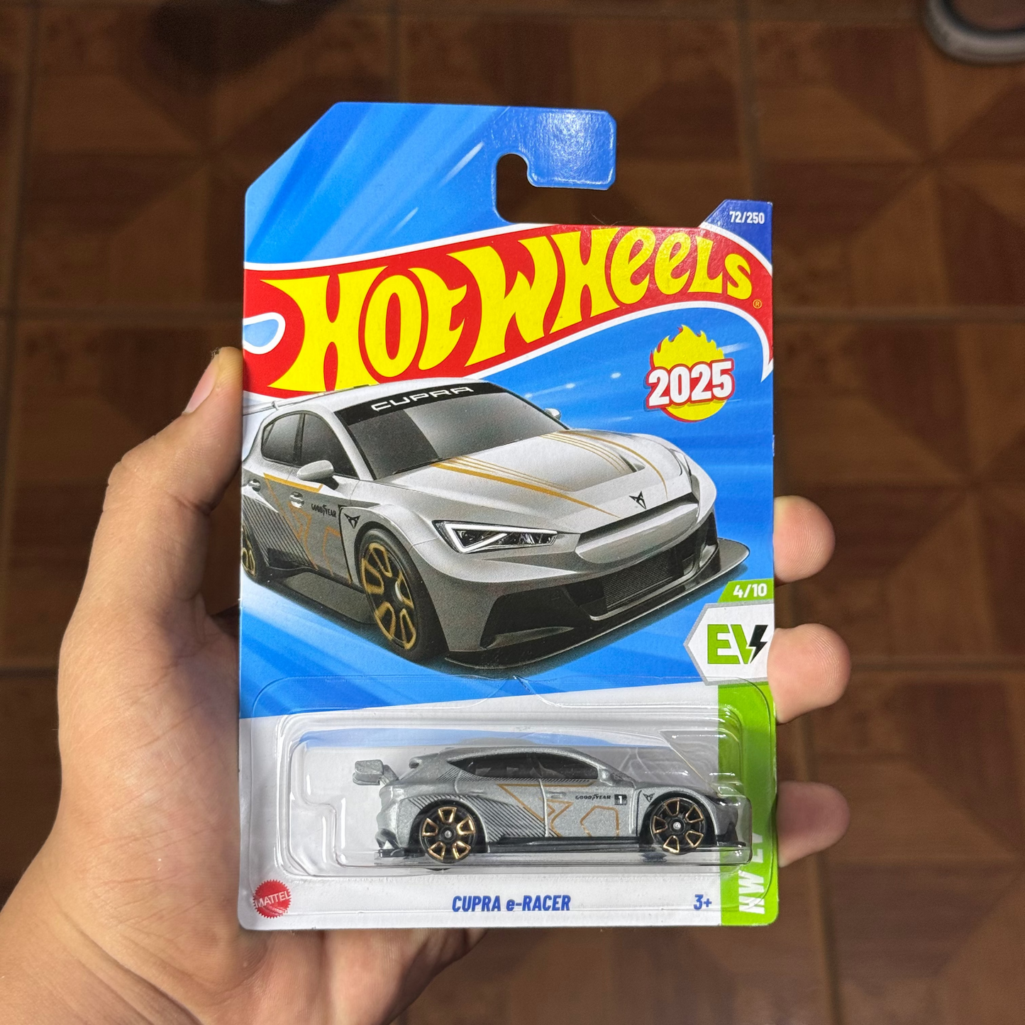 Hw Básico Cupra e-Racer