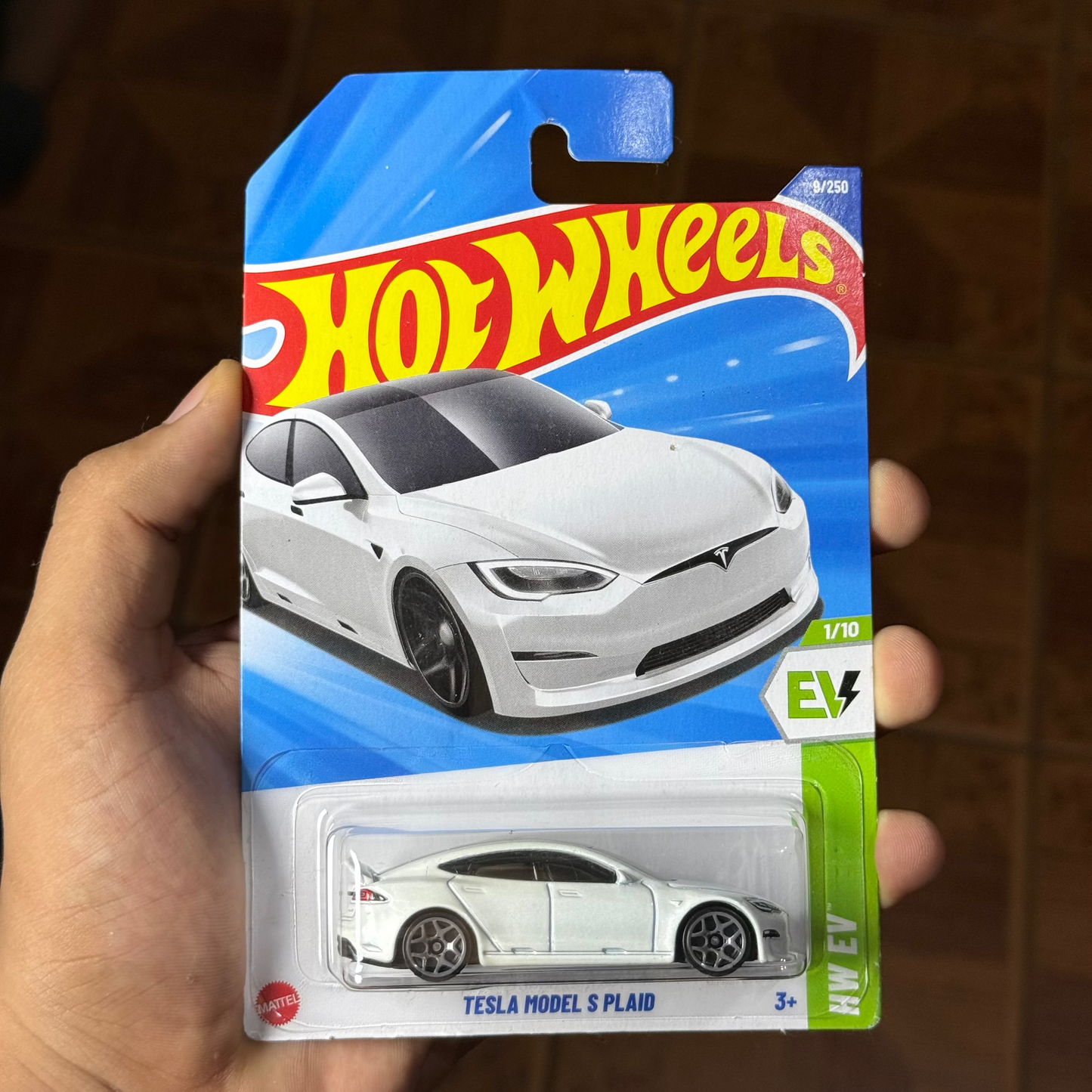 Hw Básico Tesla Model s´ Plaid