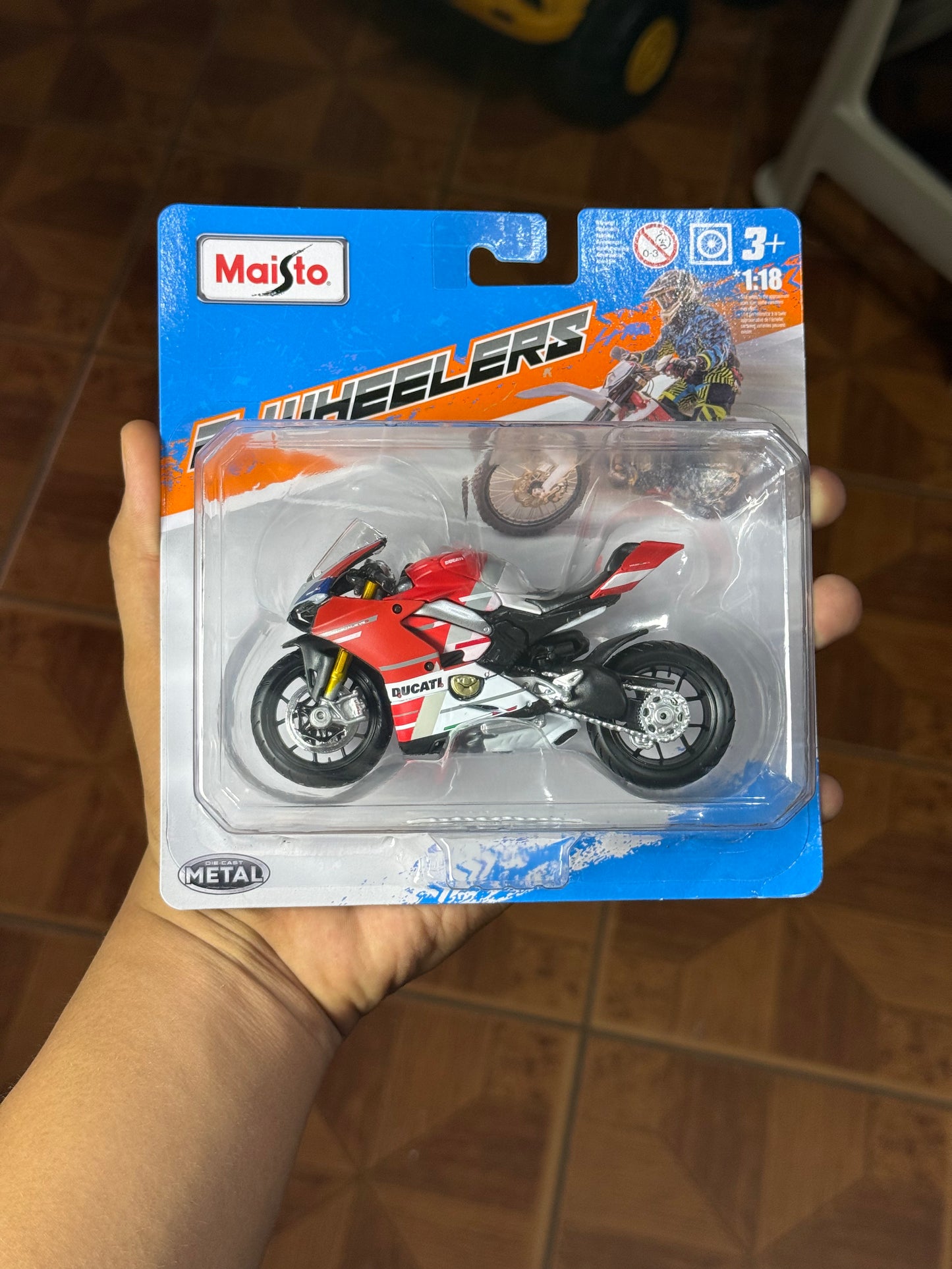 Moto Maisto 1:18