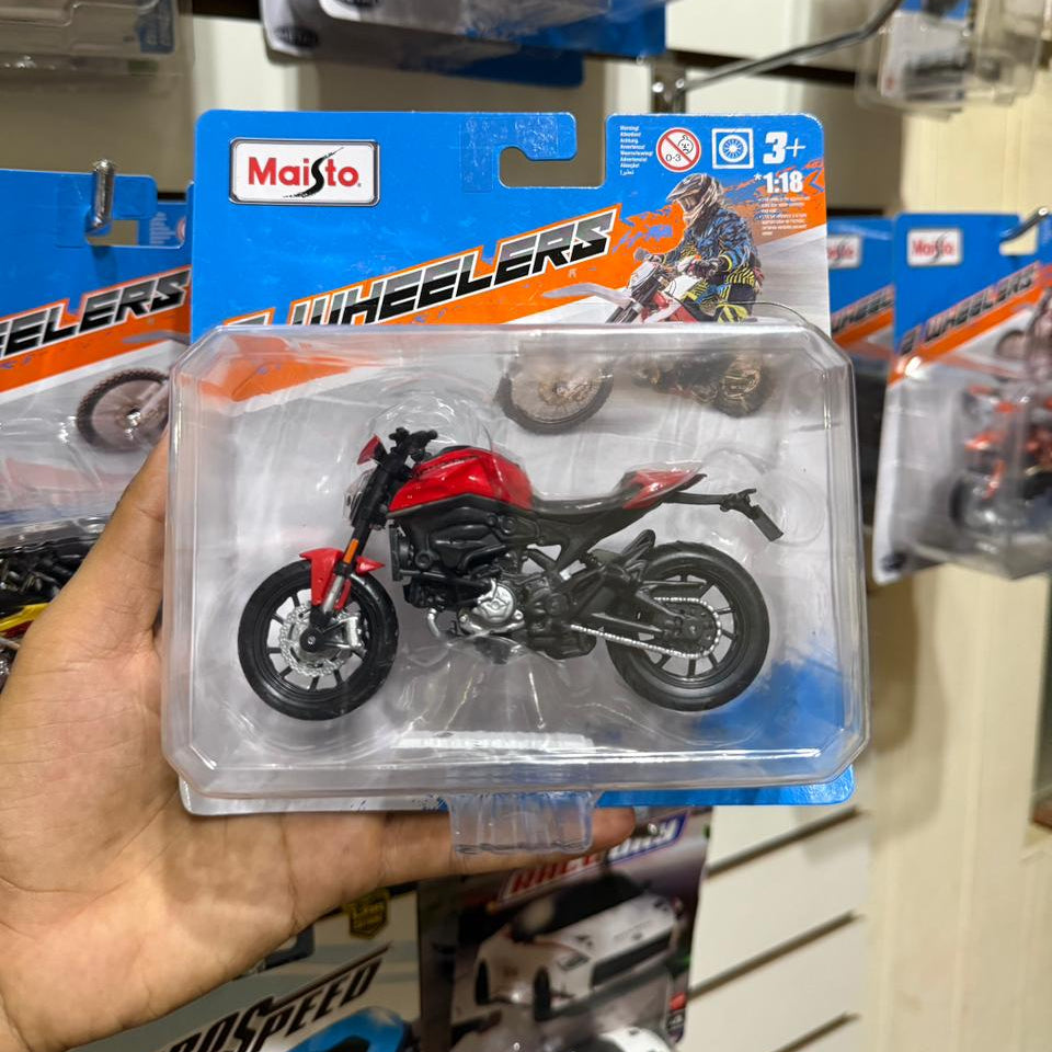 Moto Maisto 1:18 Ducati Color Rojo con Negro