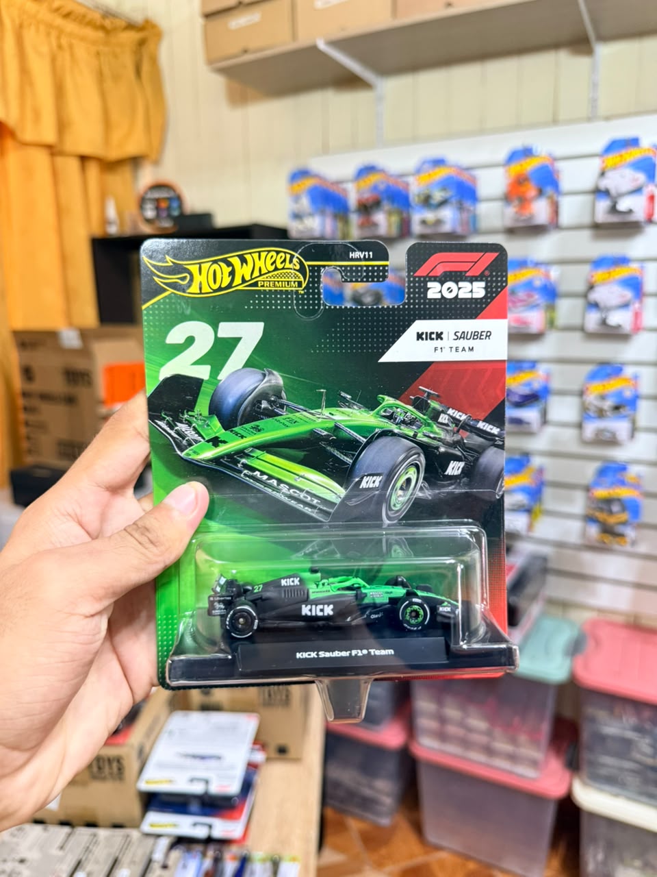 Hw Premium KICK Sauber F1 Team #27
