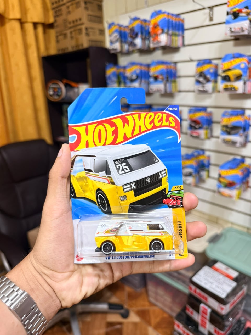 Hw Básico Vw T3 Custom/Personnalise Amarillo