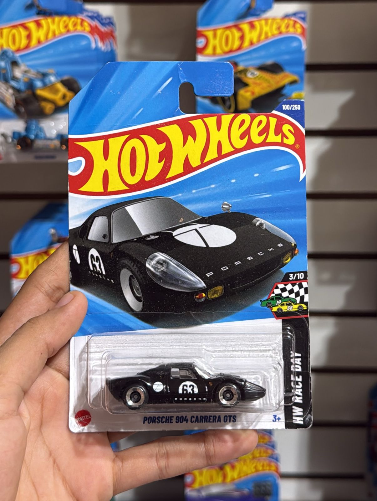 Hw Básico Porsche 904 Carrera GTS