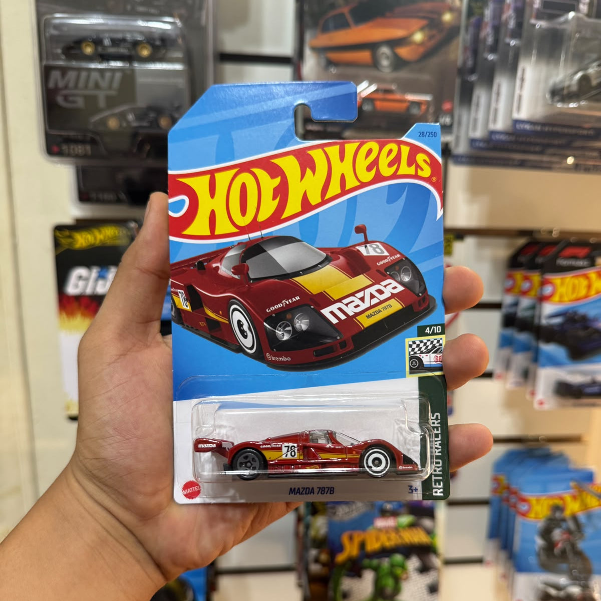 Hw Básico Mazda 787B rojo