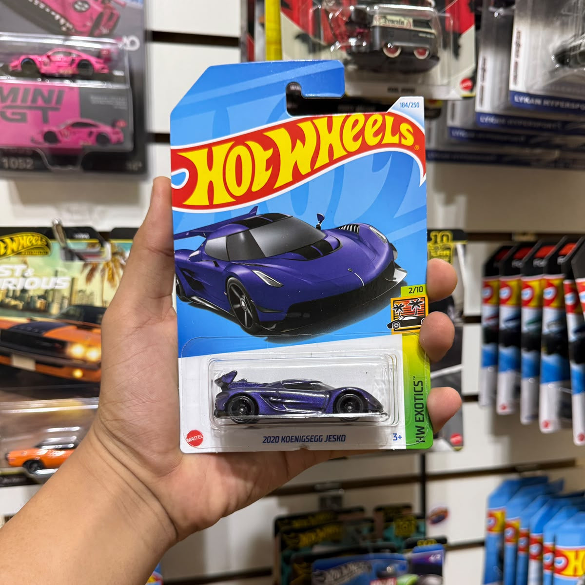 Hw Básico 2020 koenigsegg Jesko Morado