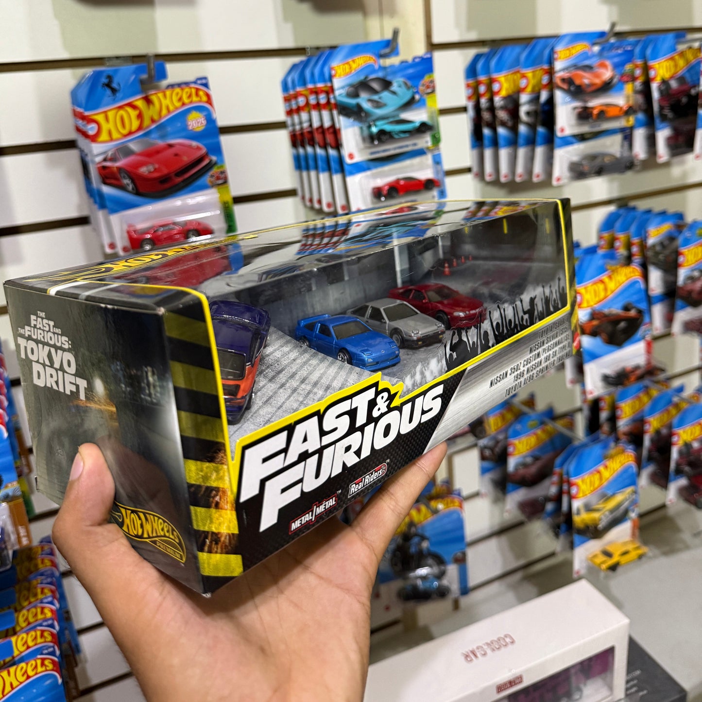 Hot Wheels Premium 2025 Fast & Furious Tokyo Drift Diorama Set