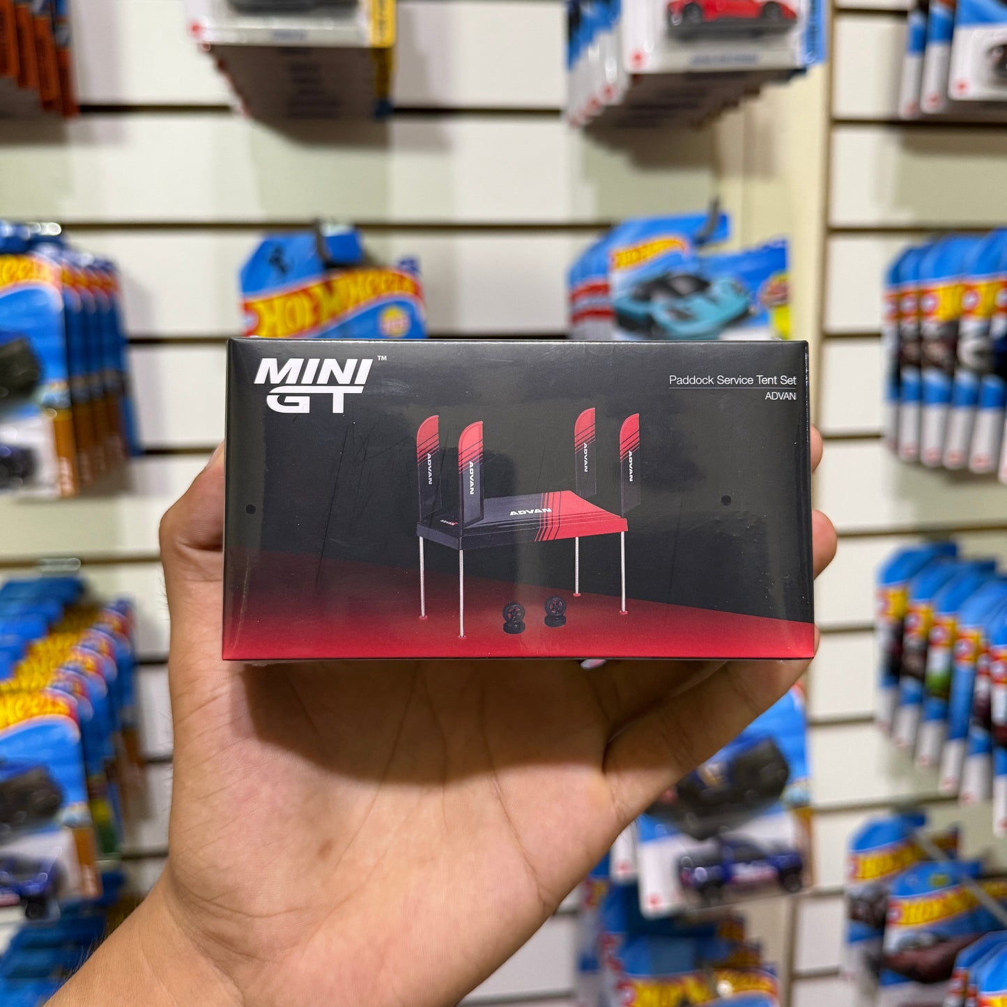 Mini GT Paddock Service Tent Set Advan