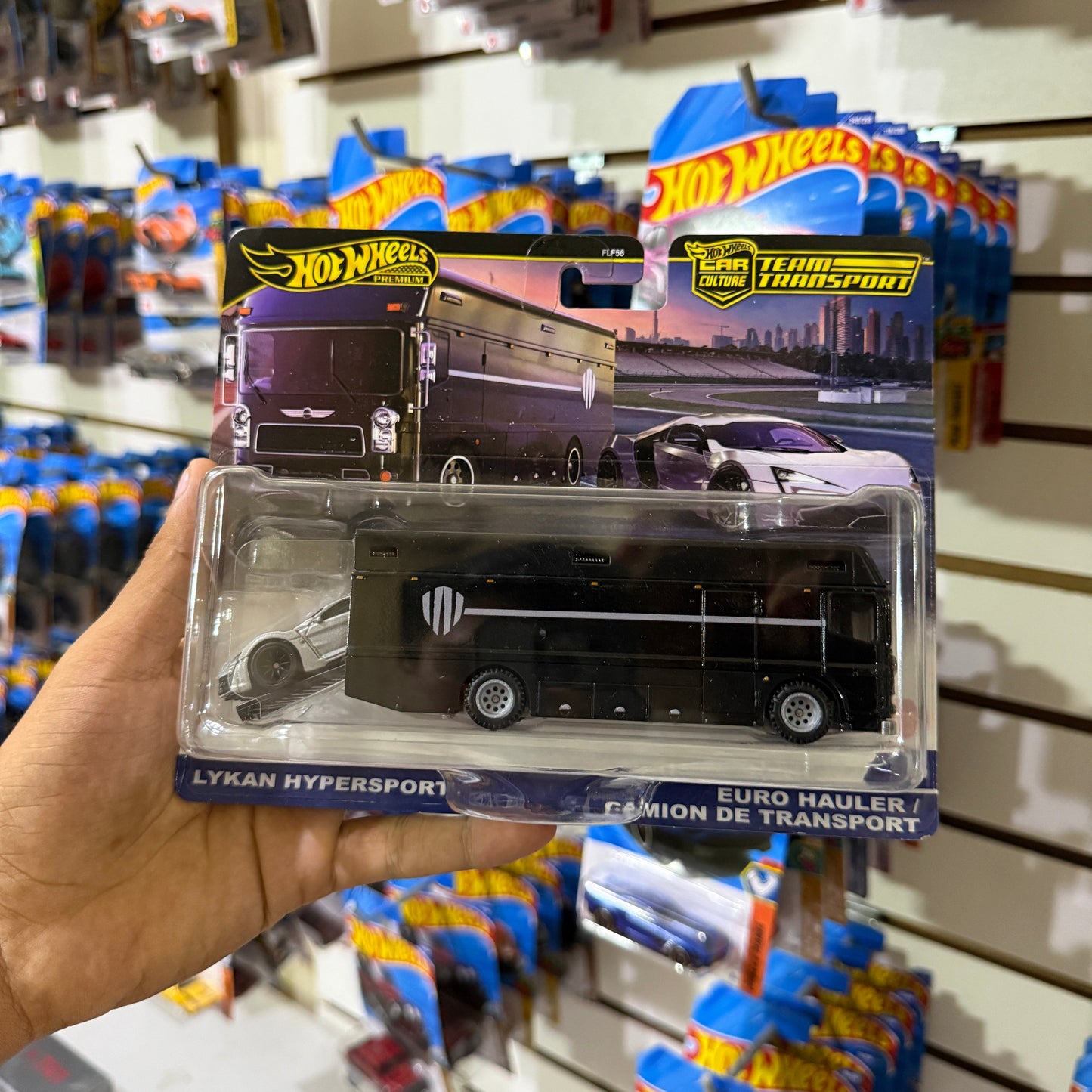Hot Wheels Premium Team Transport Lykan Hypersport 2025