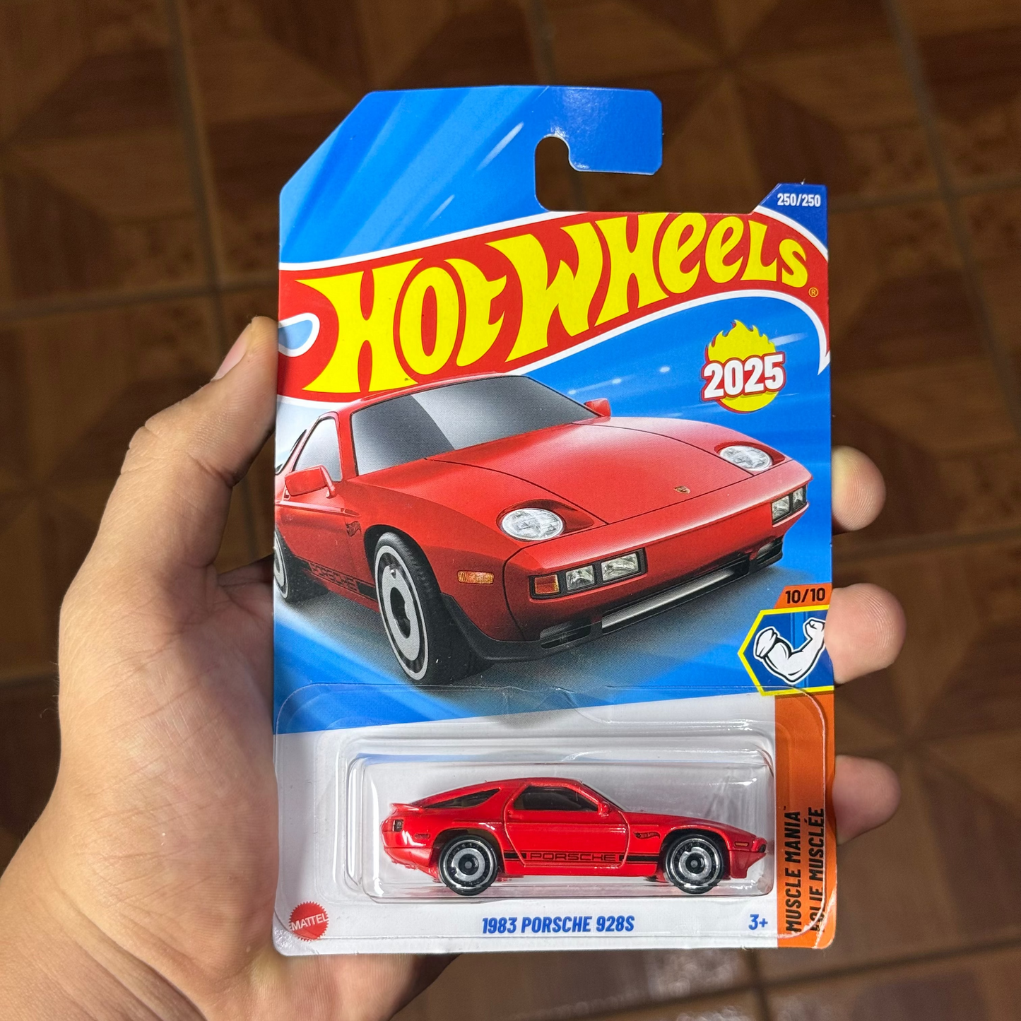 Hw Básico 1983 Porsche 928S