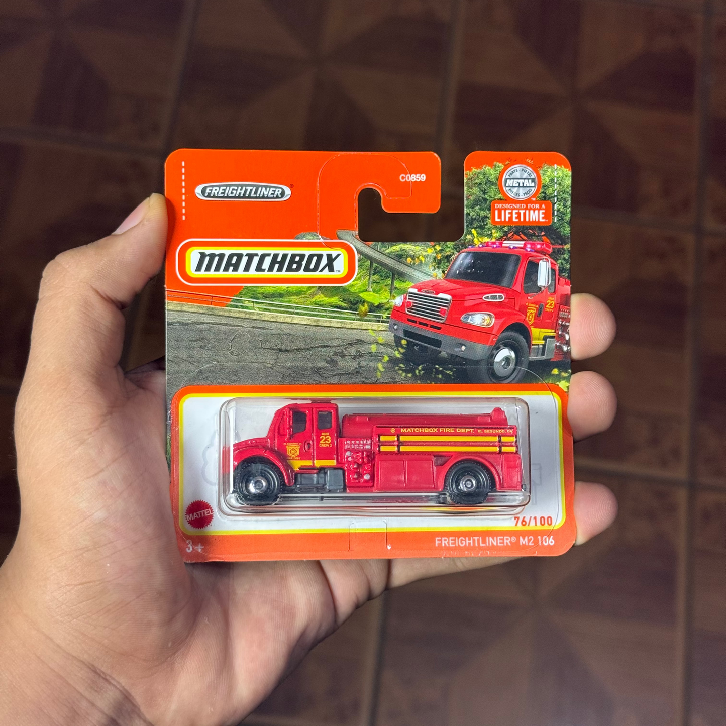 Hw Básico (Matchbox) Freightliner M2 106
