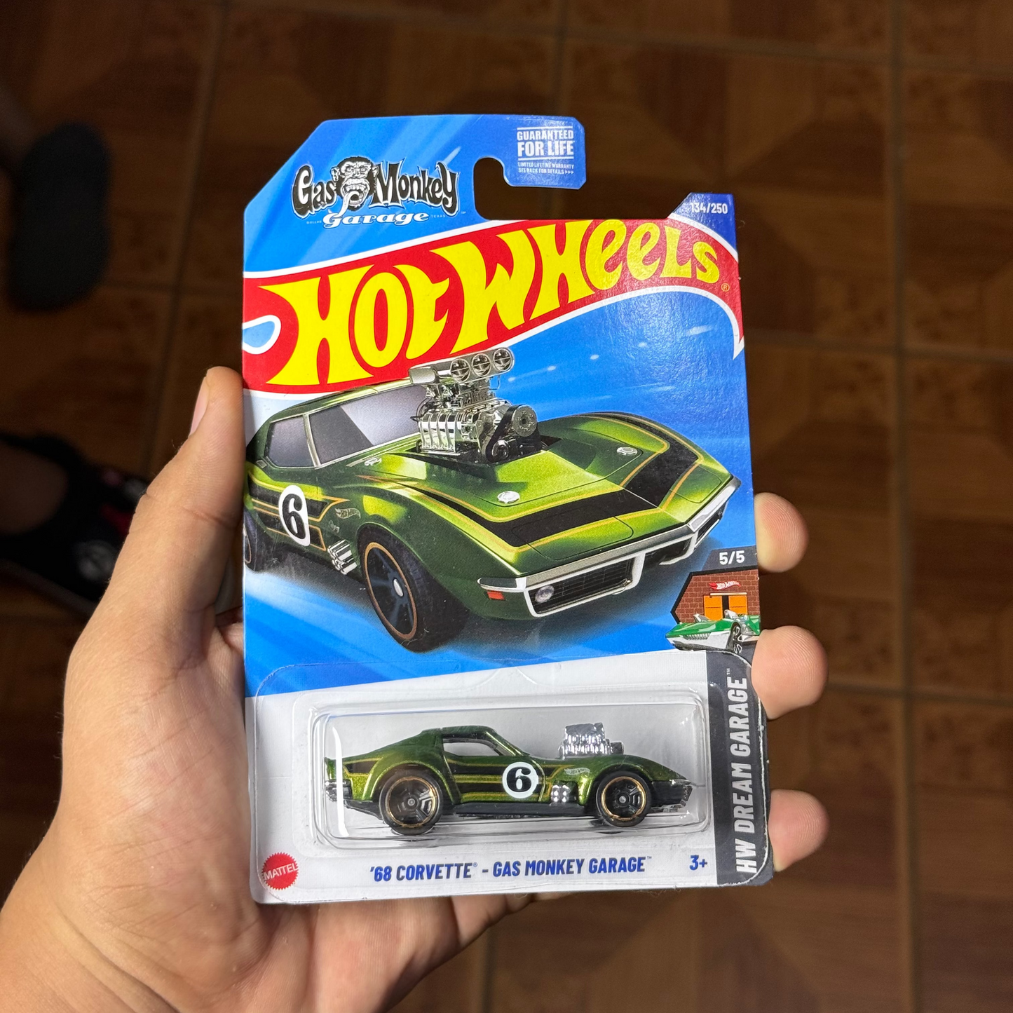 Hw Básico 68 Corvette- Gas Monkey Garage