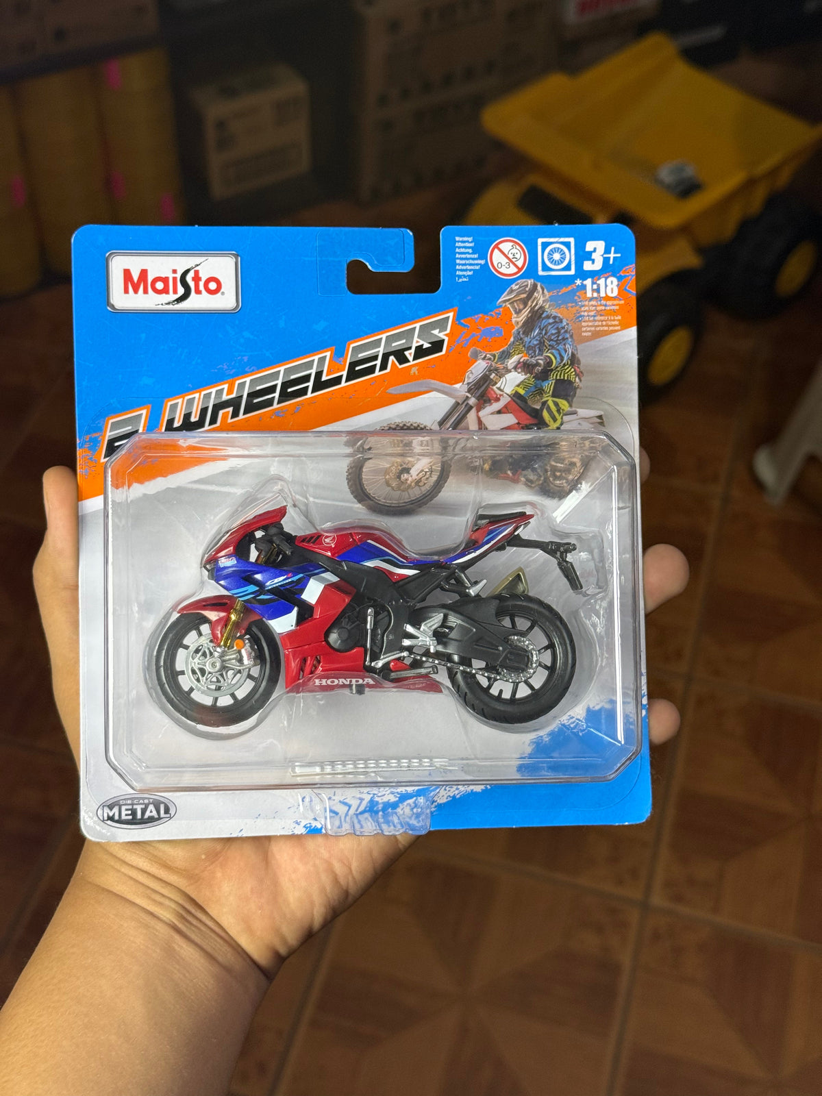 Moto Maisto 1:18