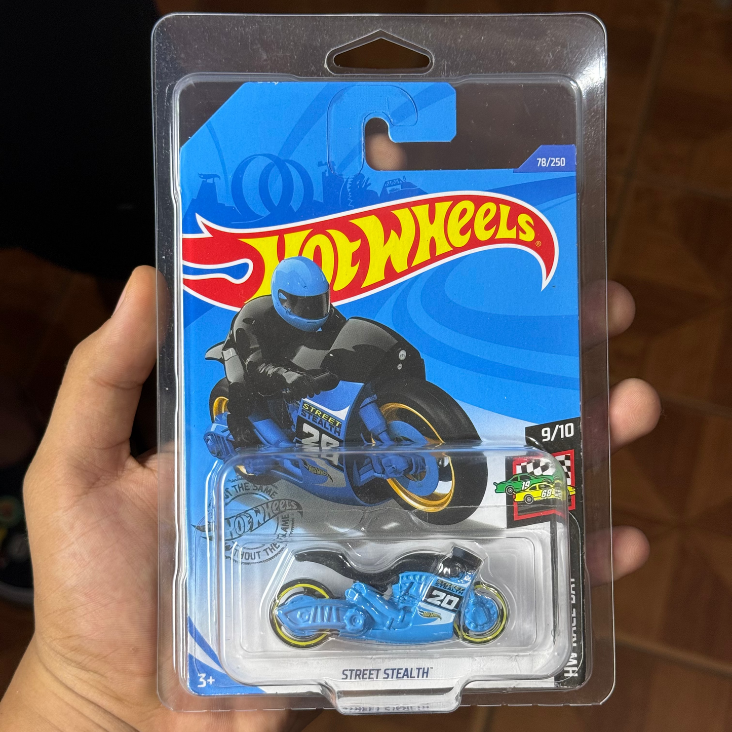 Hw Básico Street Stealth