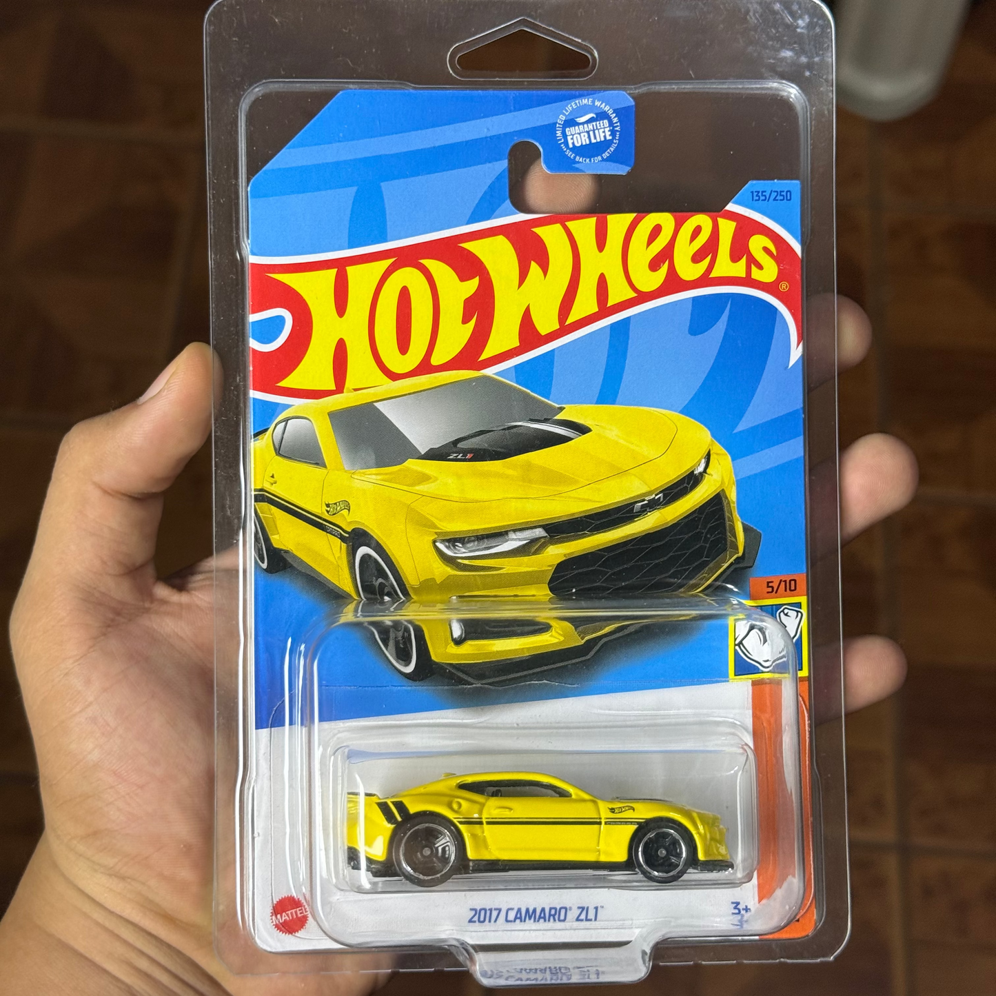 Hw Básico 2017 Camaro ZL1 (Incluye Protector)
