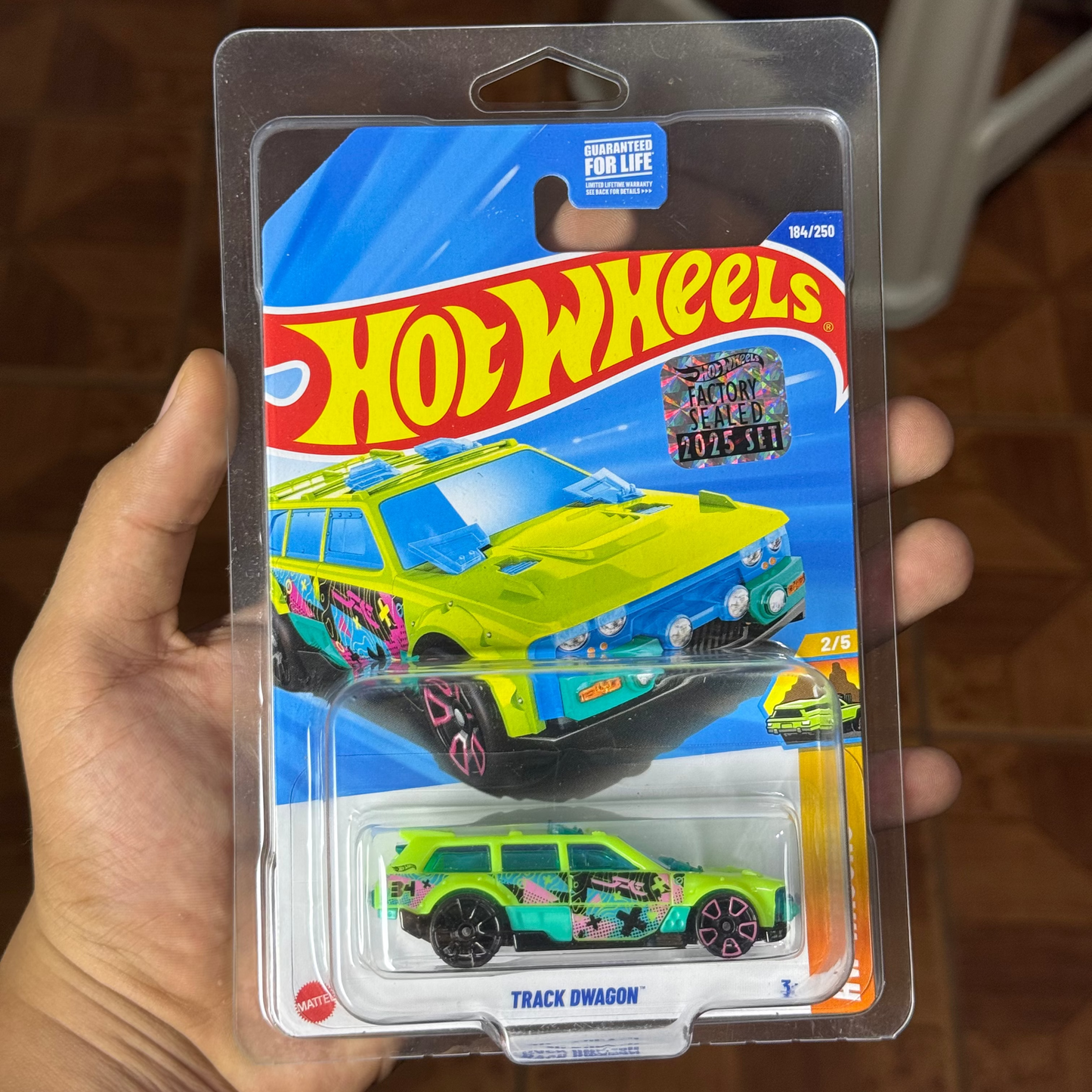Hw Básico Track Dwagon ( Color Exclusivo)- Incluye Protector