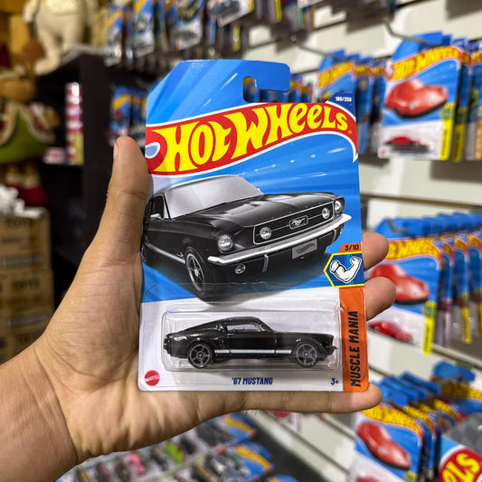 Hot wheels básico 67´ Mustang