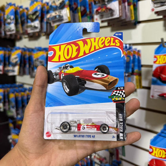 Hot wheels básico 68´ Lotus Type 49