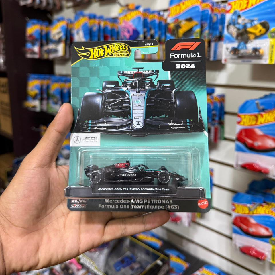 Hot Wheels Premium Formula 1 Mercedes AMG Petronas #63