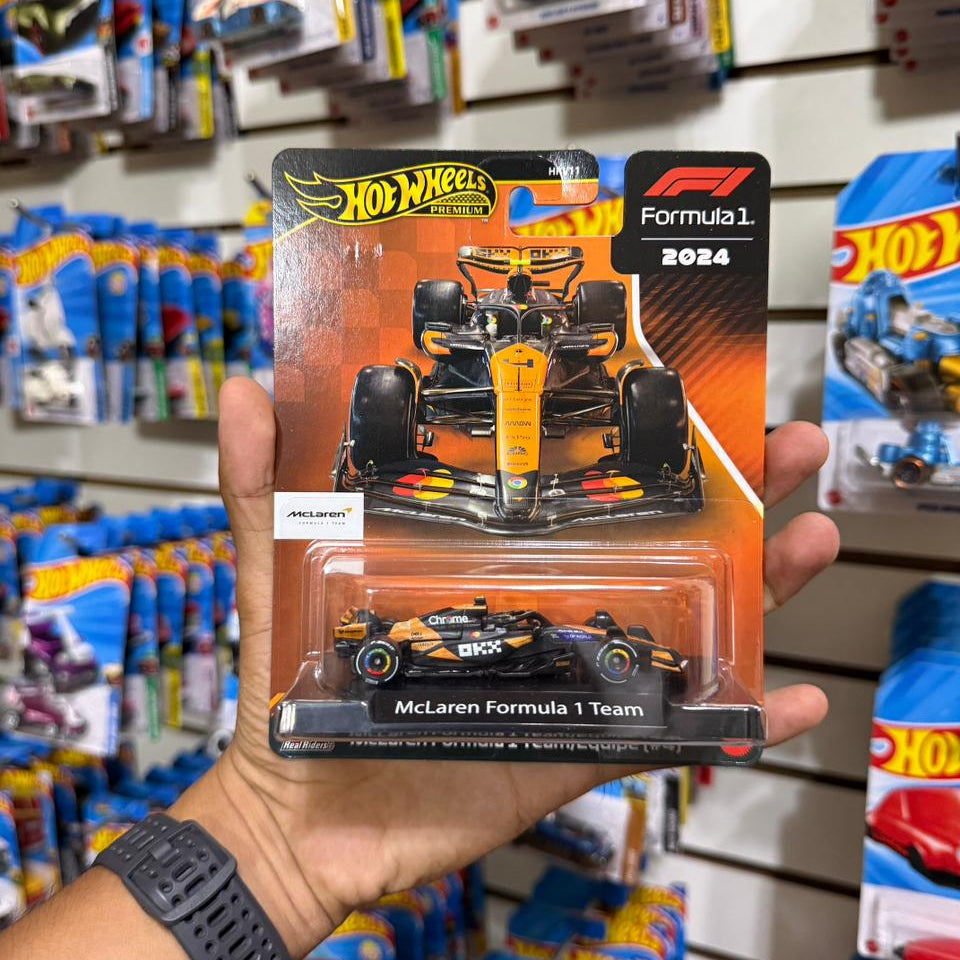 Hot Wheels Premium Formula 1 Equipo Mclaren #4