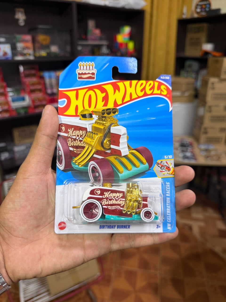 Hw Básico Birthday Burner