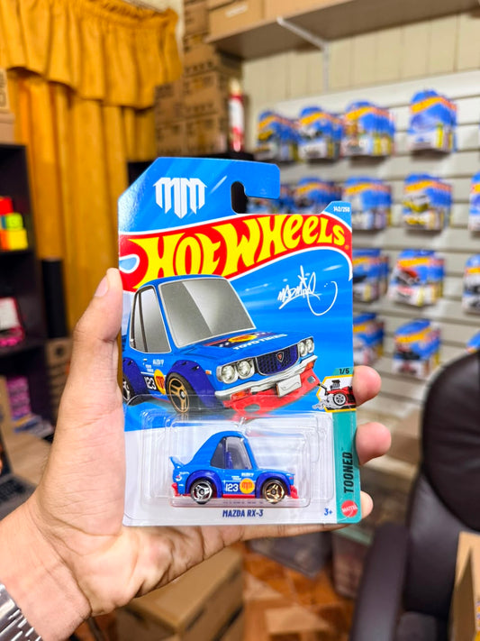 Hw Básico Mazda RX-3