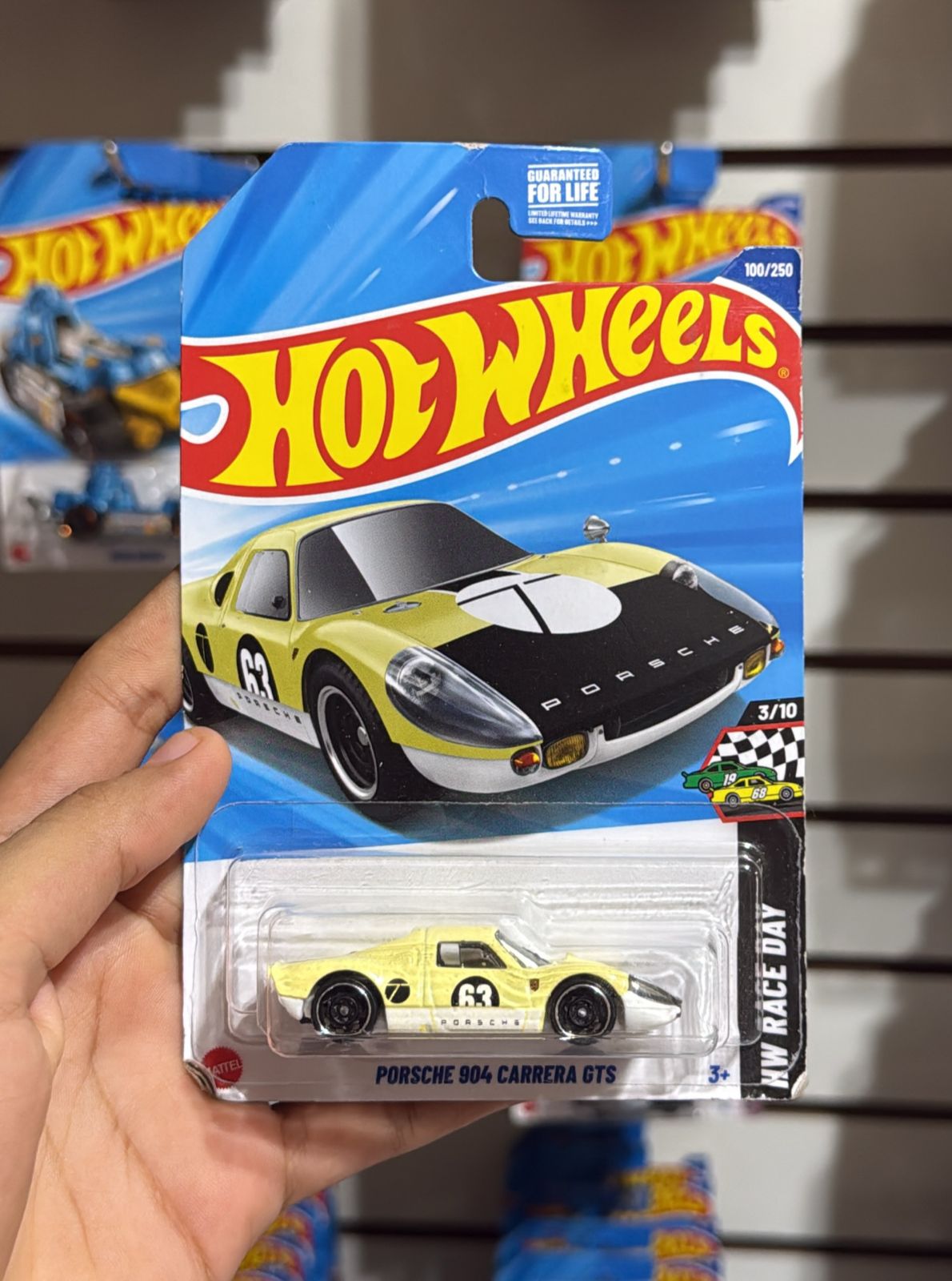 Hw Básico Porsche 904 Carrera GTS