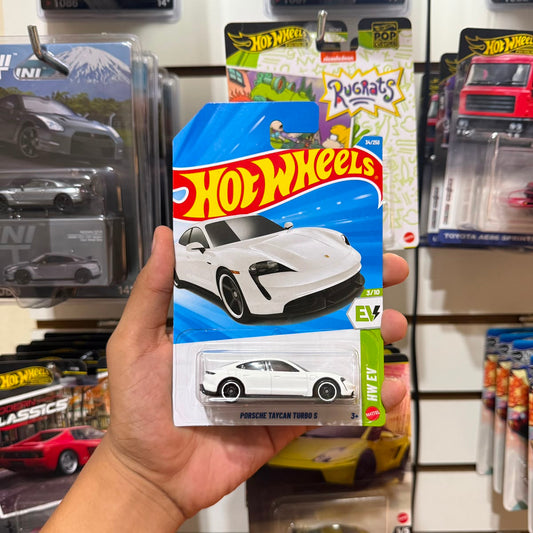 Hw Básico Porsche Taycan Turbo S