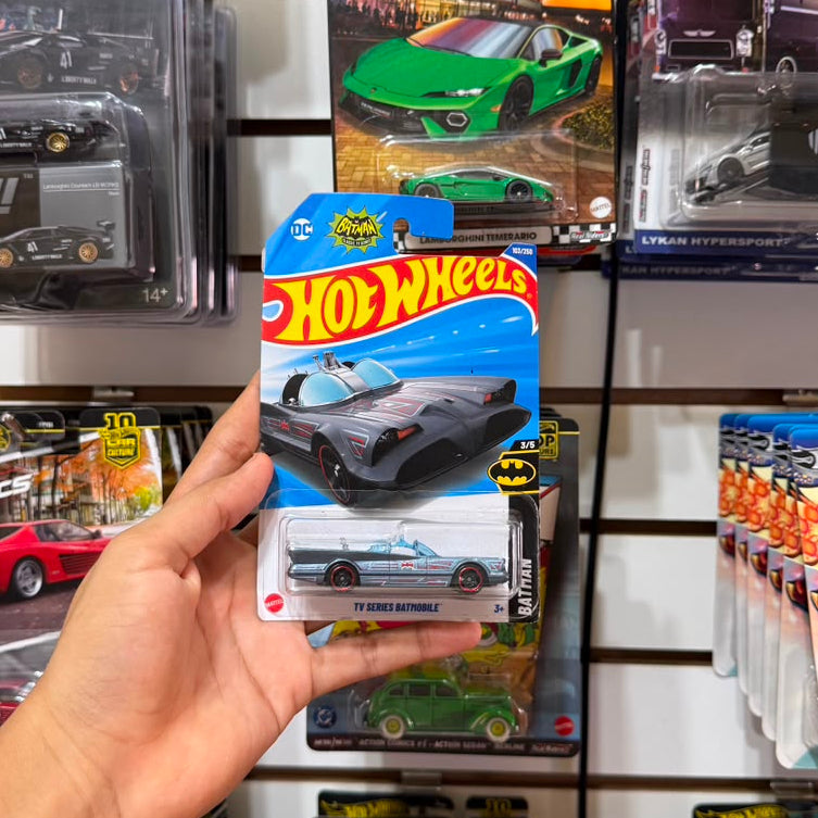 Hw Básico Tv Series Batmobile