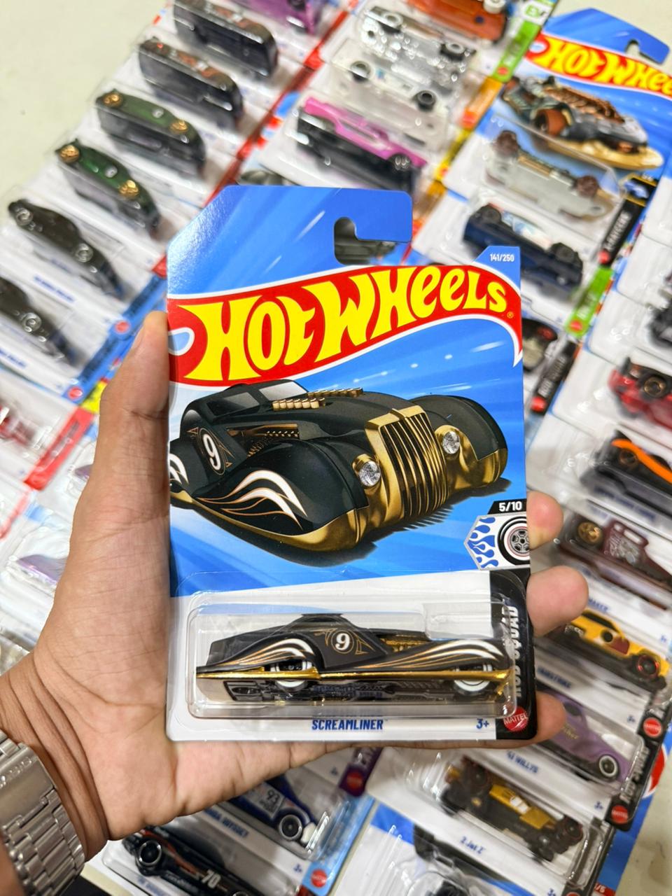 Hw básico Screamliner
