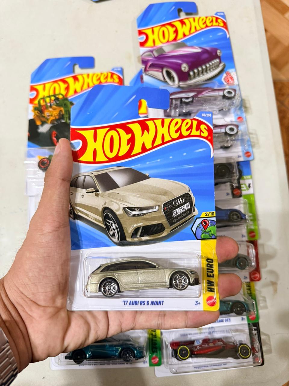 Hw Básico '17 Audi RS 6 Avant
