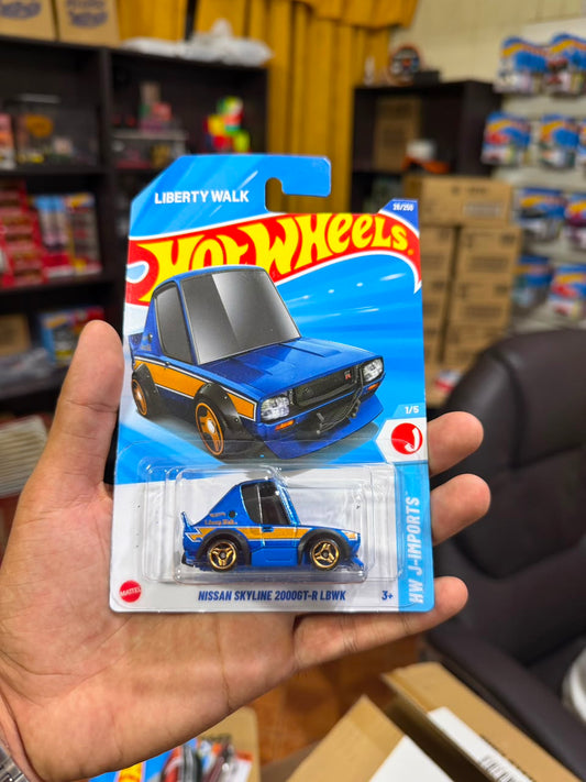 Hw Básico nissan Skyline 2000GT-R LBWK