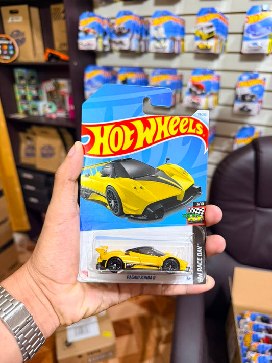 Hw Básico Pagani Zonda R Amarillo