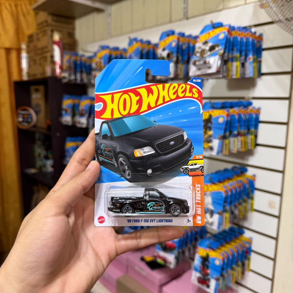 Hw Básico 99 Ford F-150 SVT Lightning negro