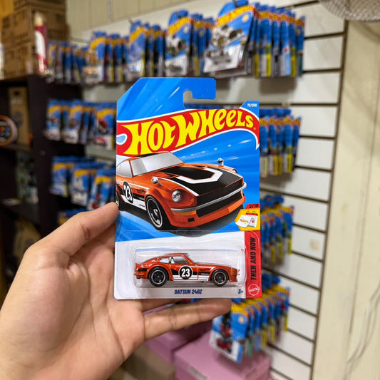 Hw Básico Datsun 240Z anaranjado